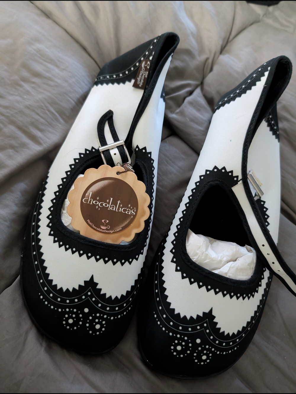 Chocolaticas Black and White Mary Jane Flats - Two-Tone Brogue Detail